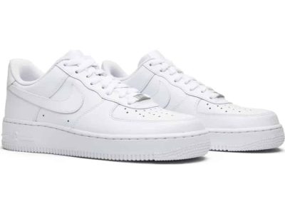 Nike Air Force 1 Triple White
