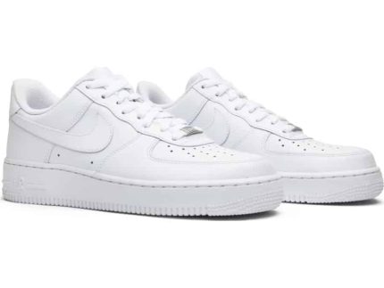 Nike Air Force 1 Triple White