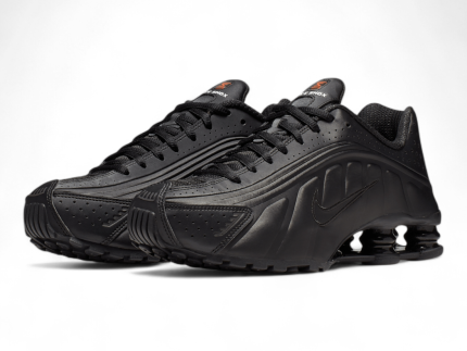 Nike Shox R4 Black sneakers